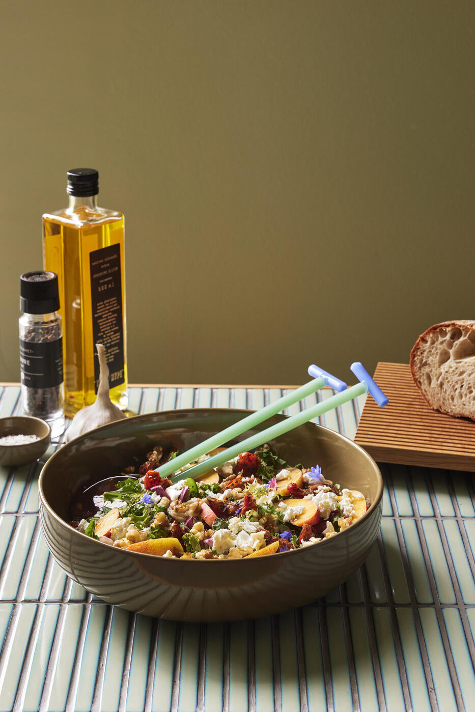 Amare skål, olivengrøn - Ø28 cm.